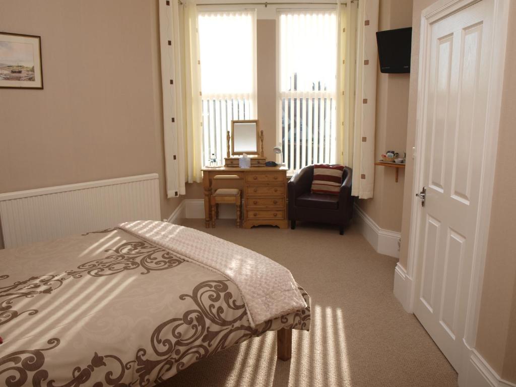 Ty-Parc Hotel Cardigan Room photo