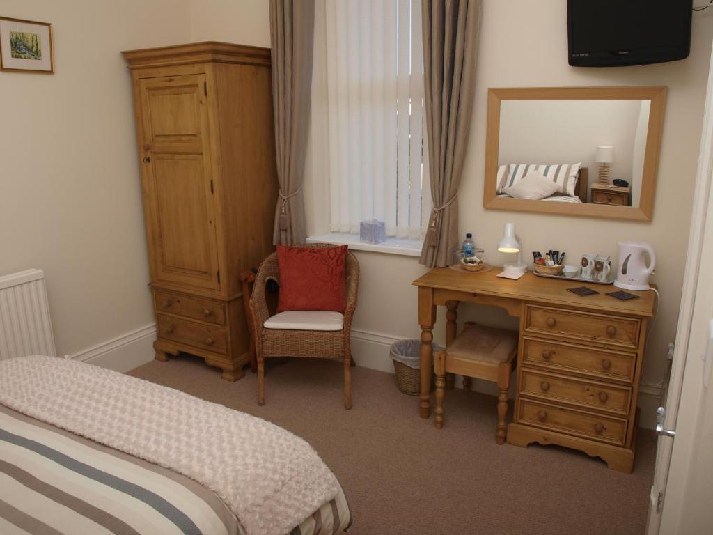 Ty-Parc Hotel Cardigan Room photo